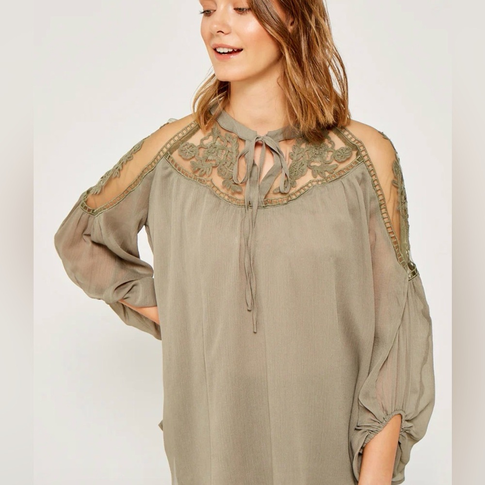 Hayden Sage Green Lace Shoulder Peasant Blouse Size 1x/2x